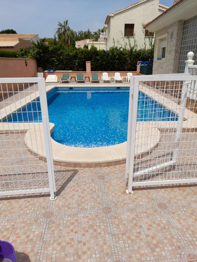 Chalet Muy Cerca De La Playa Con Piscina Privada Dehesa de Campoamor  Exterior foto